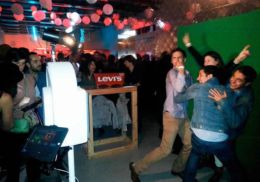 Animation Gifs animés Levi's® : impression, partage réseaux sociaux