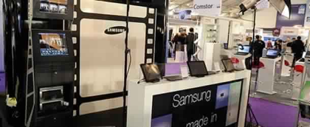 Borne photo connectée sur un stand de salon professionnel
