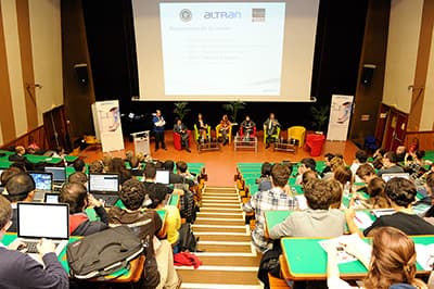 Couverture photo d'un symposium par un photographe professionnel