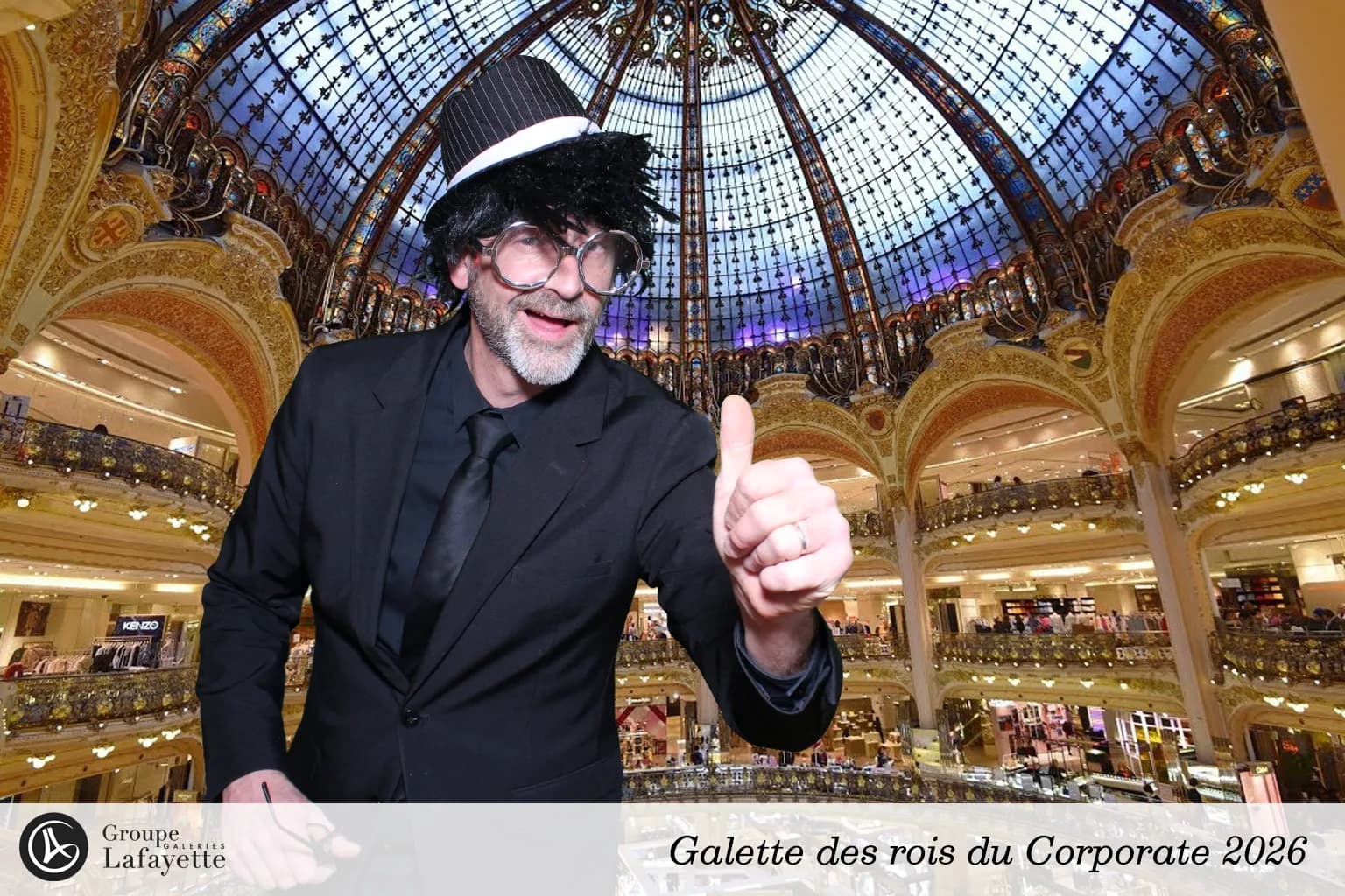 Photobooth fond vert Location photobooth Galeries Lafayette