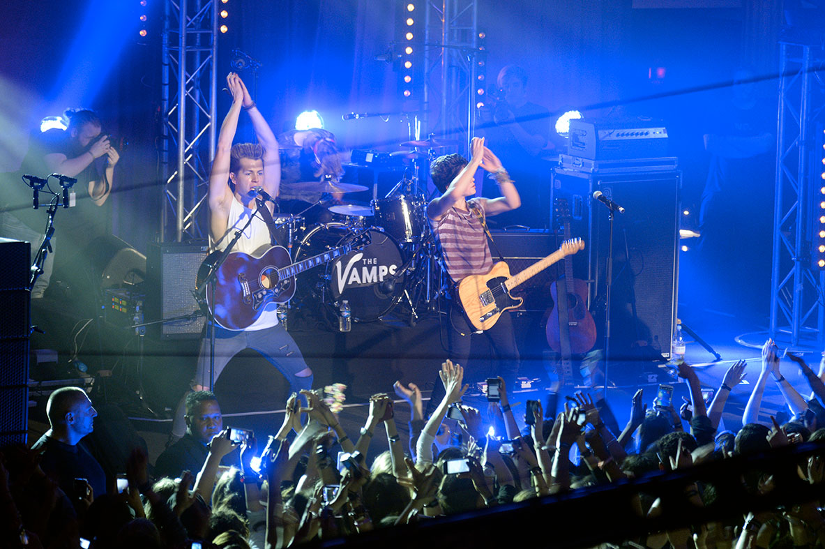 Illustration de The Vamps Concert Privé à Paris, 673484262