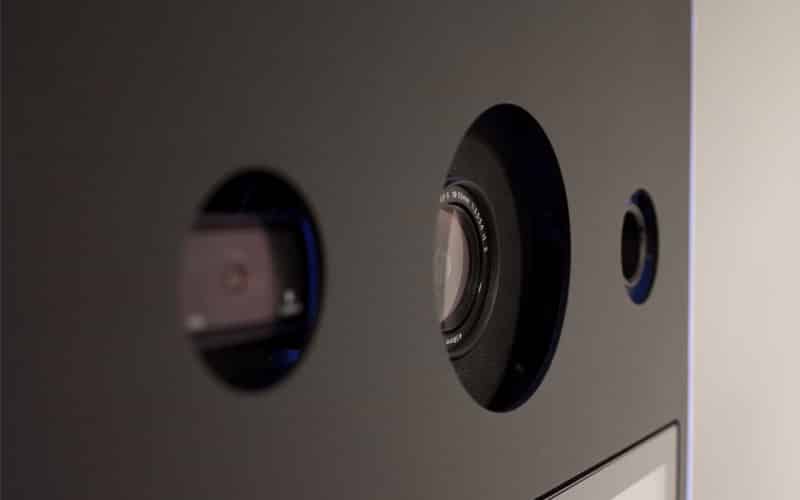 trois appareil photos équipé de trois appareil photos